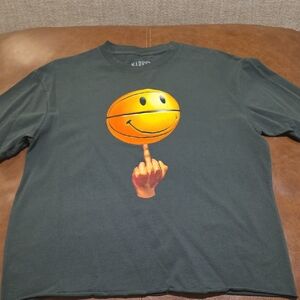 Graphic Tee with Smiley Basketball Design